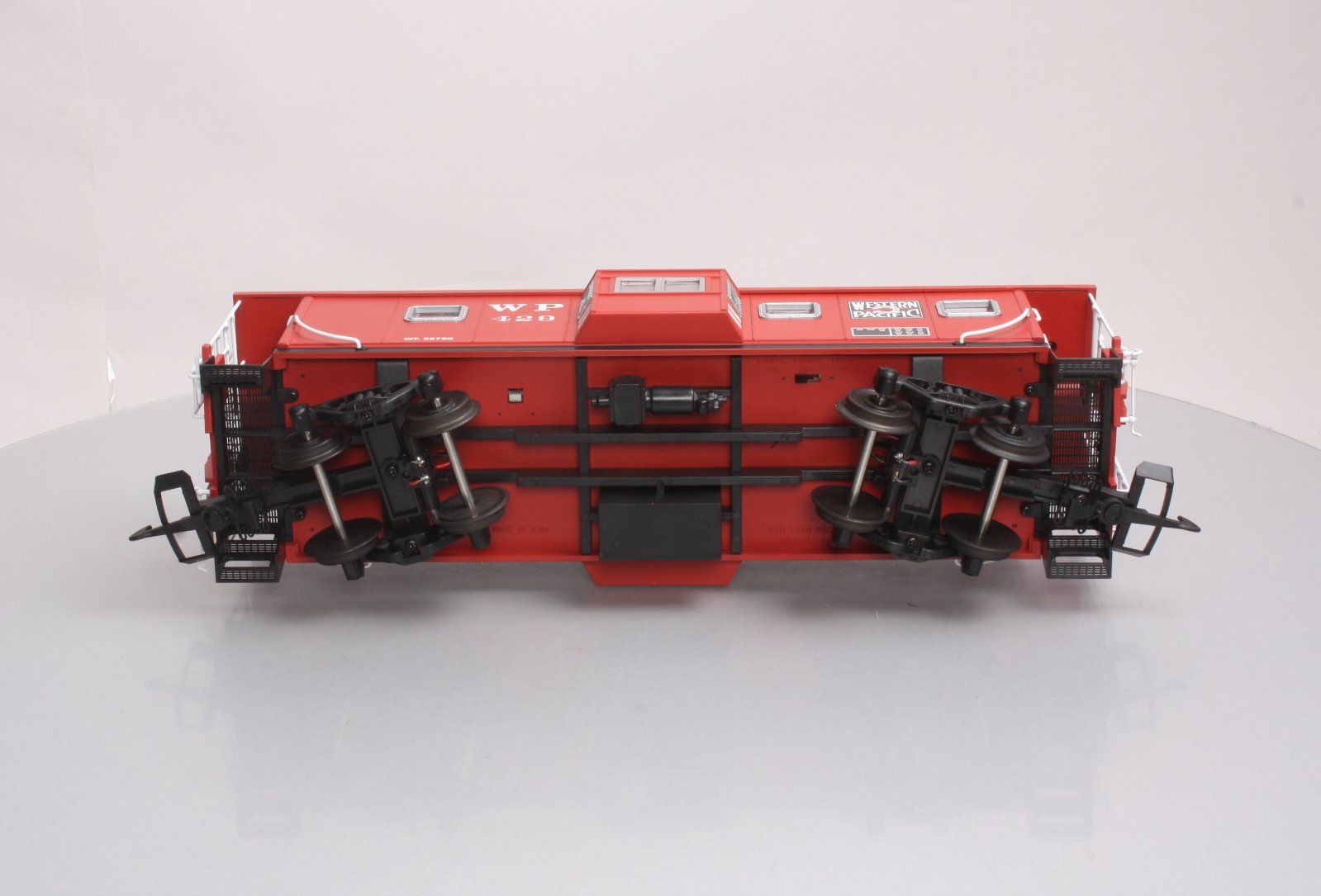 USA Trains 12068 G Western Pacific Bay Window Caboose #429