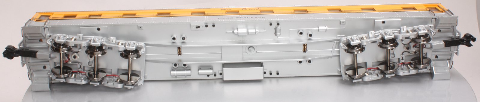Aristo-Craft 31809 G Denver & Rio Grande Heavyweight Pullman (Metal Wheels)