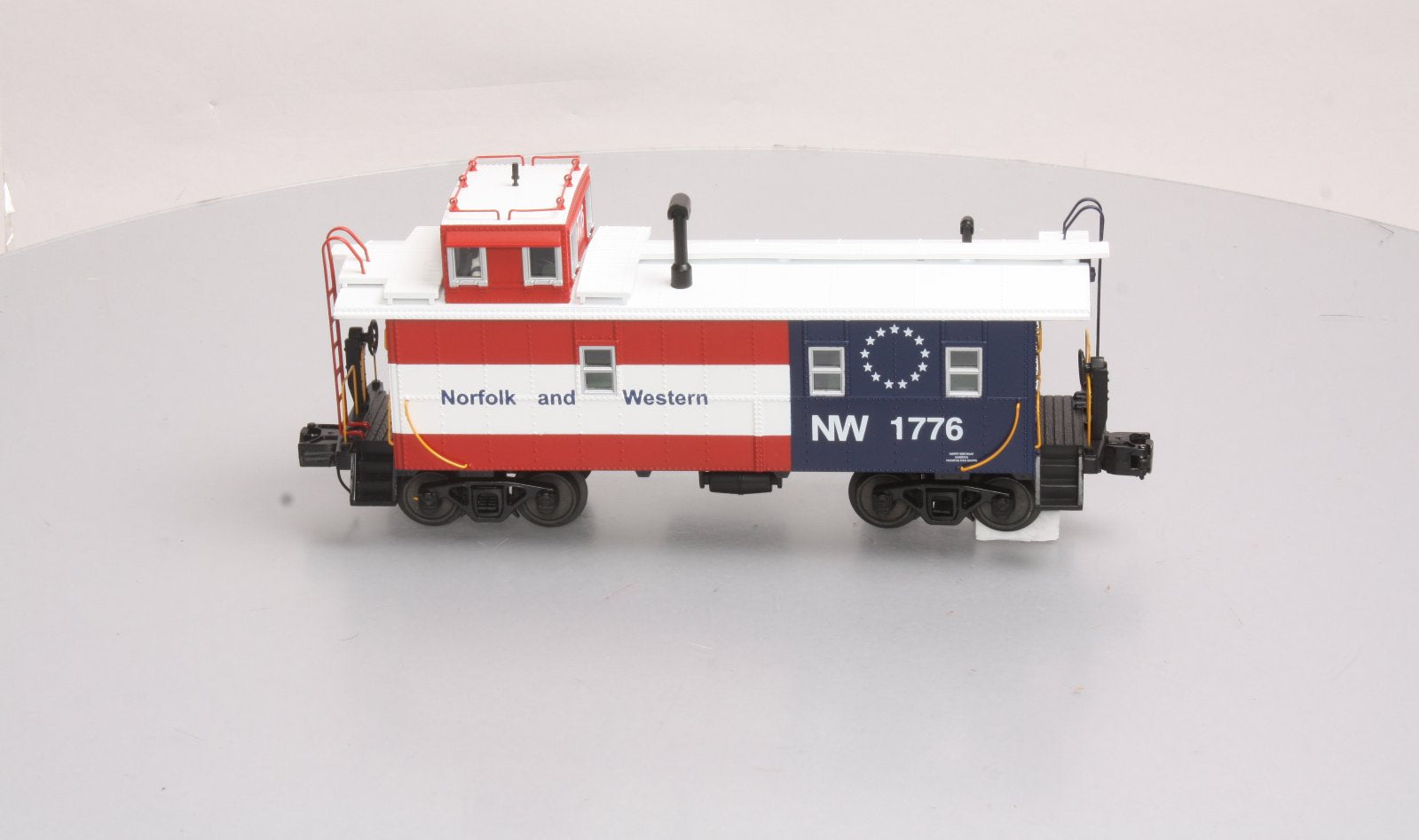 MTH 20-91396 O Gauge Norfolk & Western Steel Caboose #1776