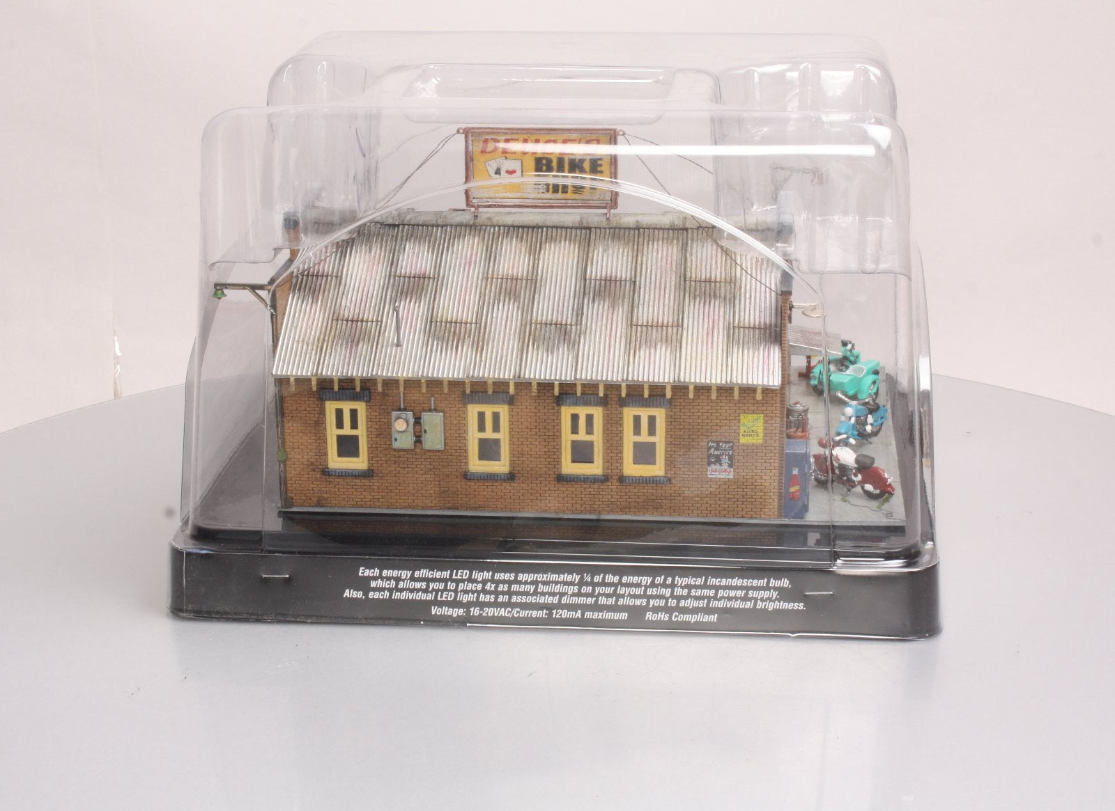 Woodland Scenics BR5846 O Built-&-Ready Deuce's Bike Shop Building