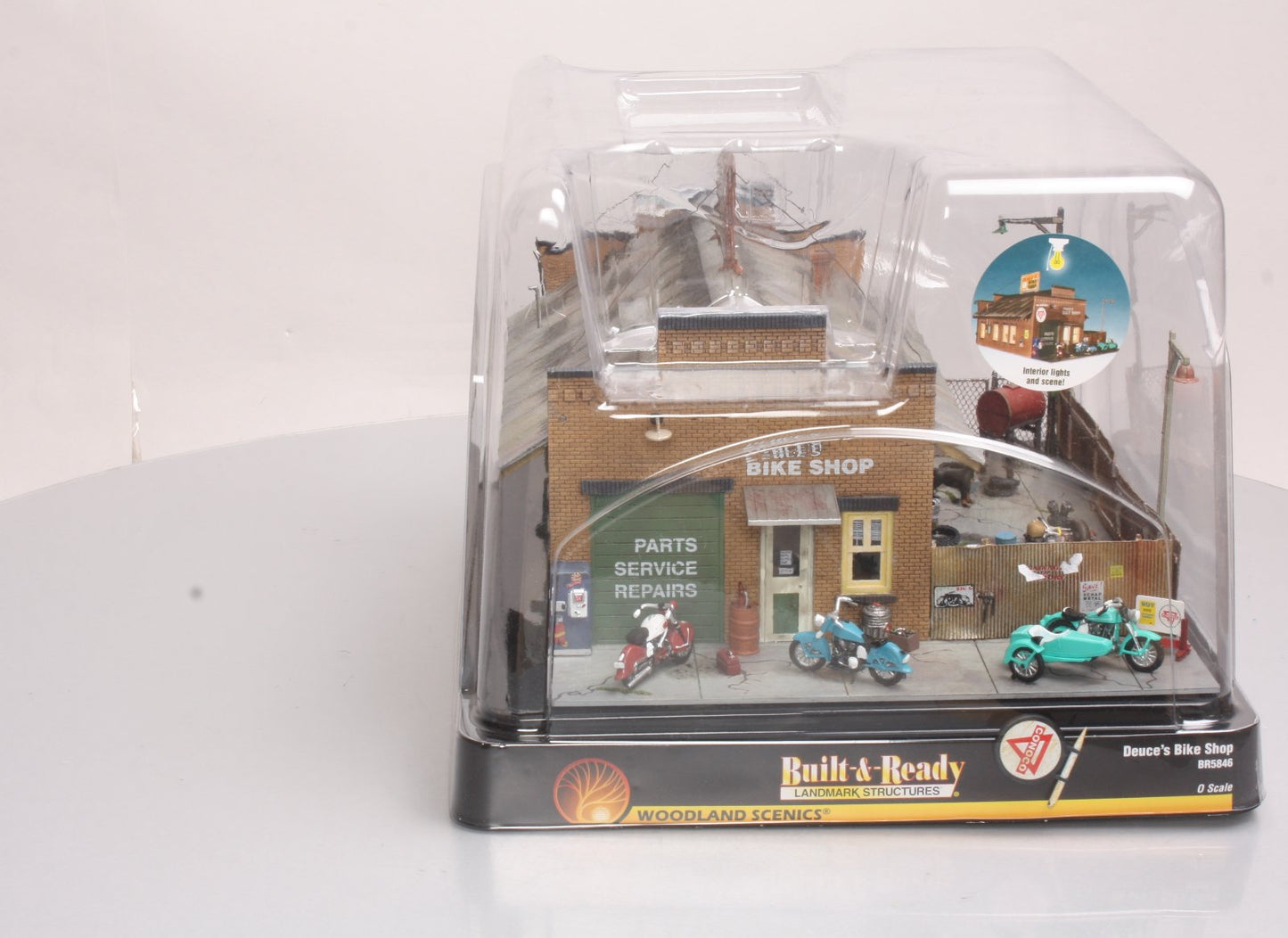 Woodland Scenics BR5846 O Built-&-Ready Deuce's Bike Shop Building