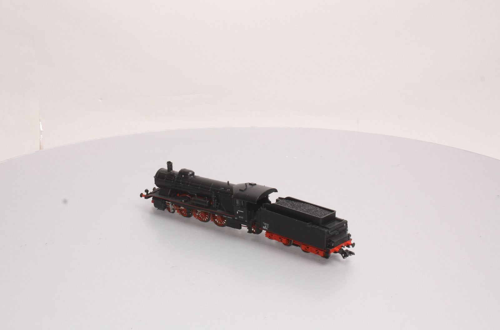 Marklin 37115 DRG Cl 18.1 Locomotive w/Sound