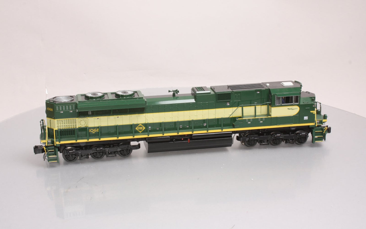 Lionel 6-39624 Erie NS Heritage Legacy SD70ACe Diesel Locomotive #1068