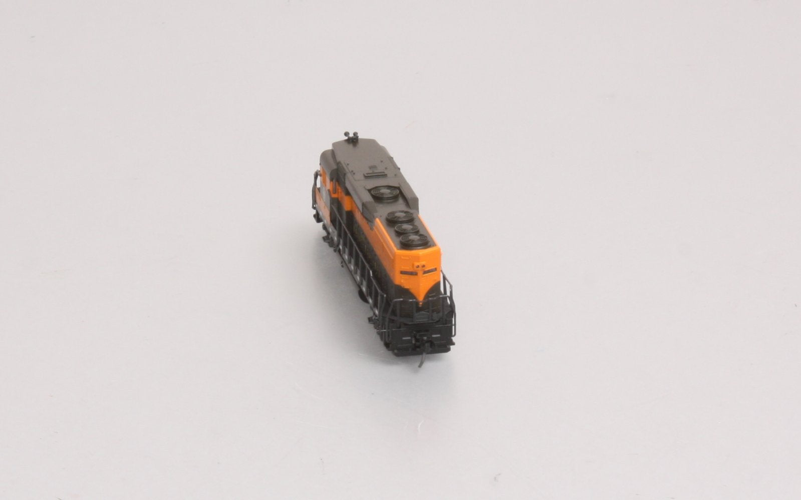Atlas 4731 N Scale Great Northern EMD GP30 Diesel Locomotive #3012