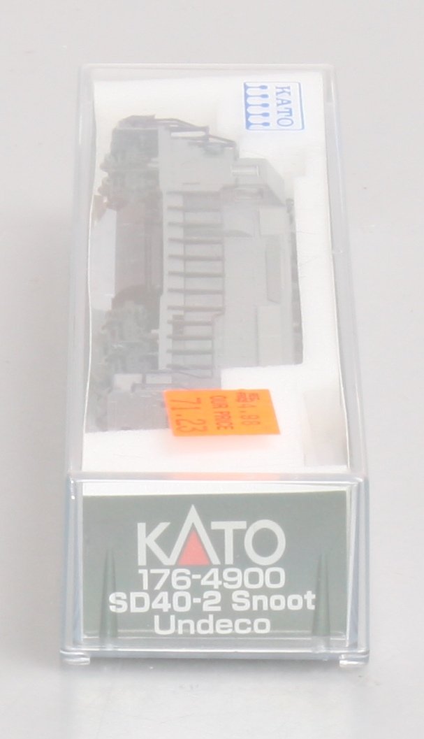 Kato 176-4900 N Scale Undecorated SD40-2 