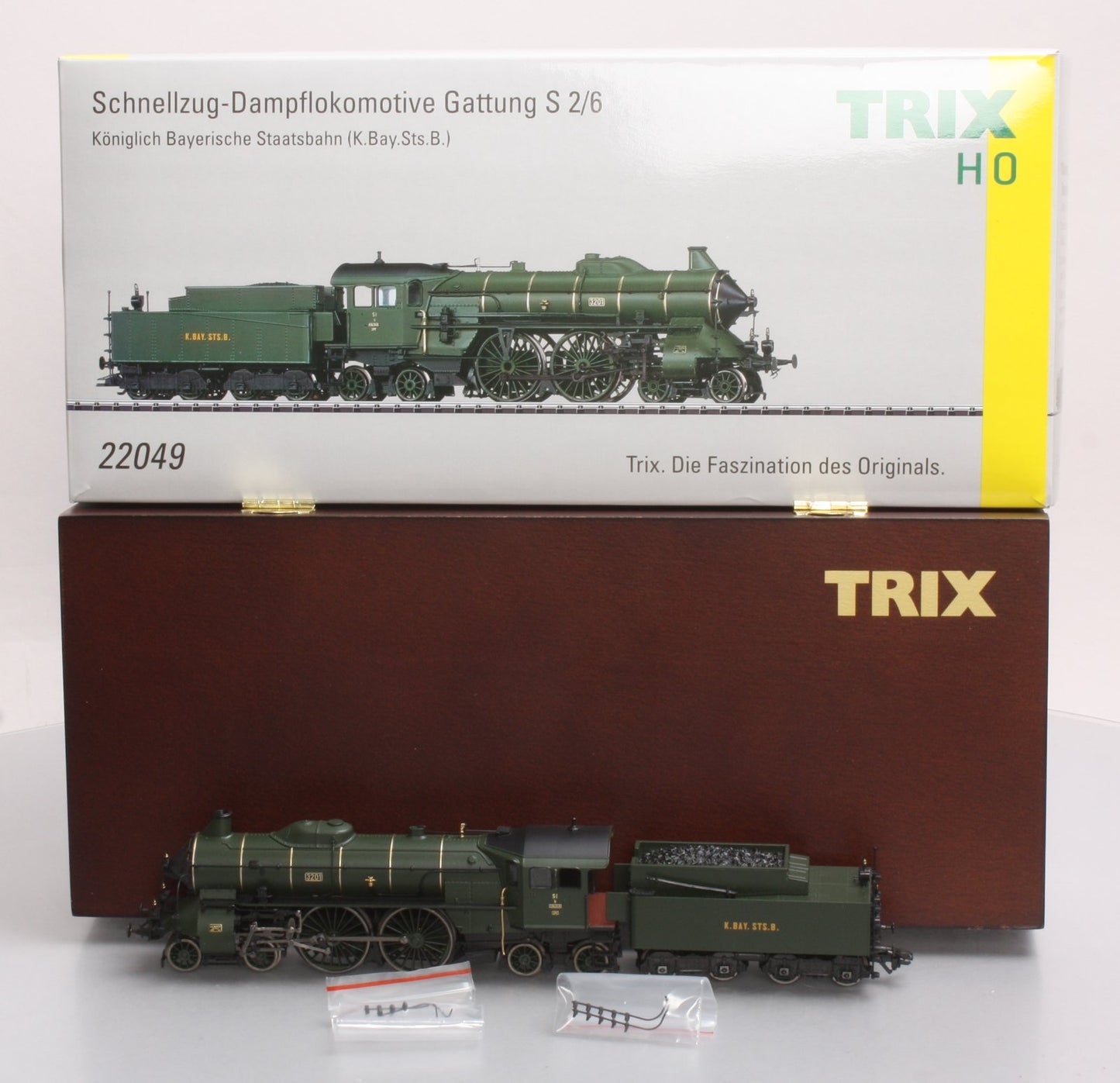 Trix 22049 K.Bay 2/6 Steam Locomotive