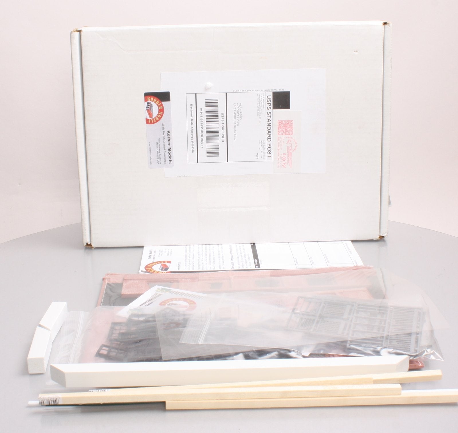 Korber 700 O Scale Backyard Apartment Building Kit