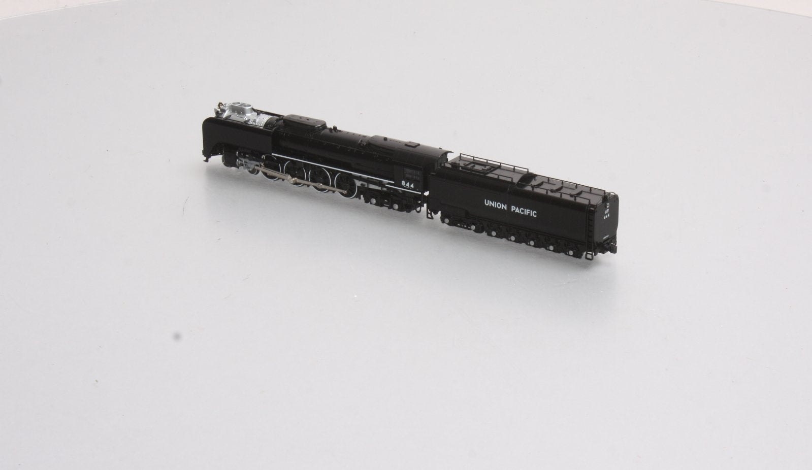 Kato 126-04011 N Scale Union Pacific FEF-3 4-8-4 Steam Locomotive #844 w/TCS DCC