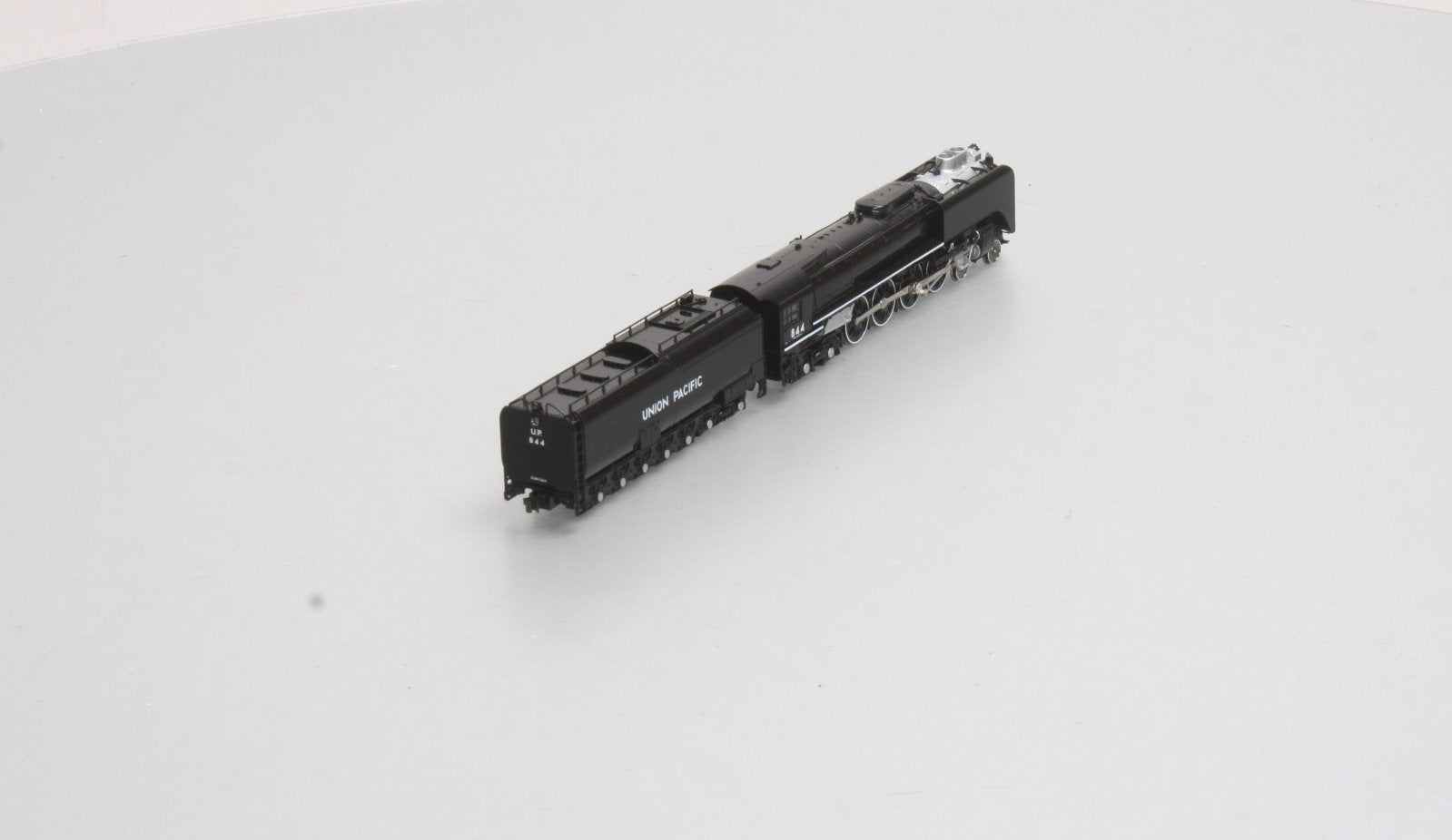 Kato 126-04011 N Scale Union Pacific FEF-3 4-8-4 Steam Locomotive #844 w/TCS DCC