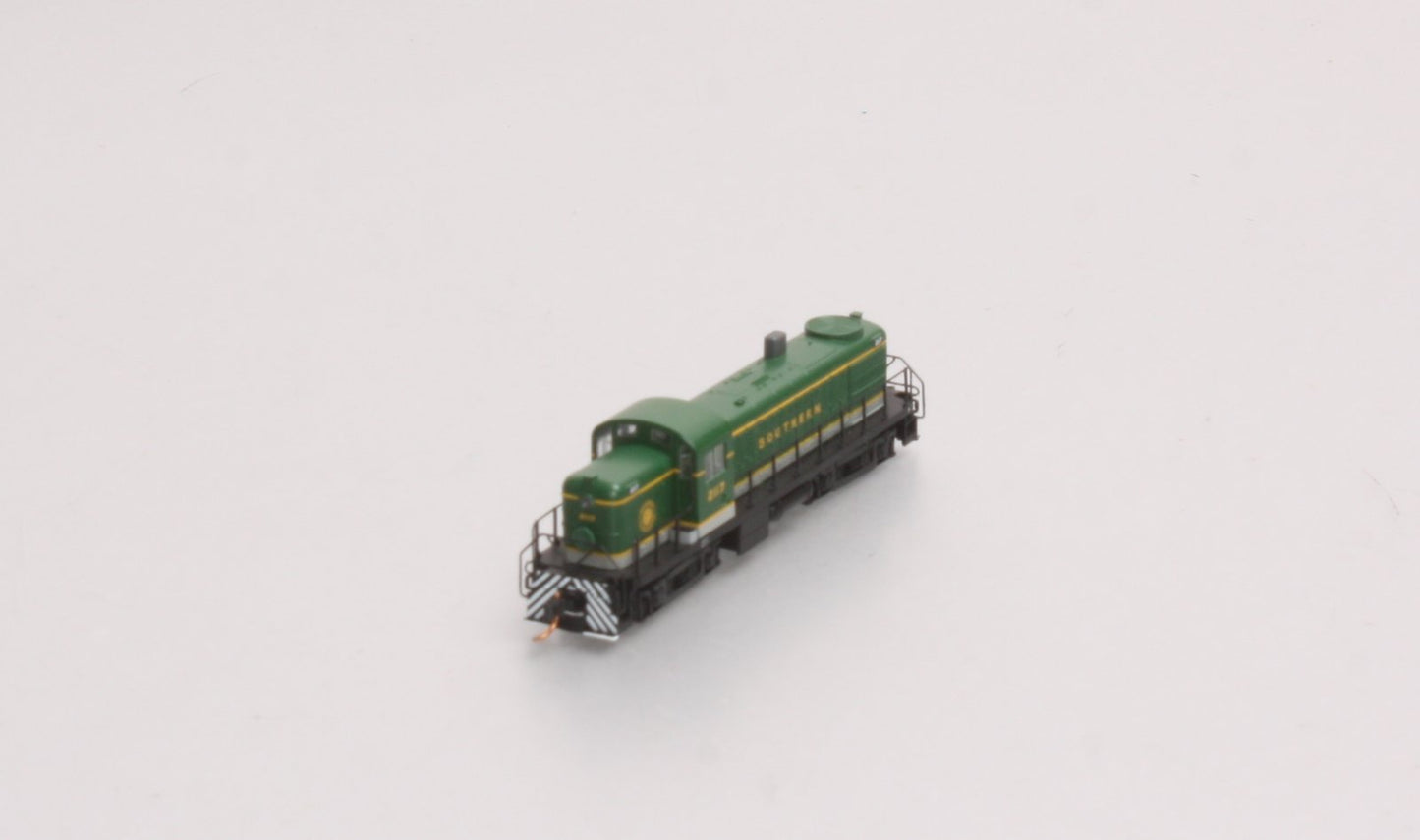 Walthers 920-80094 N Scale Southern Alco RS-2 Diesel Engine #2117