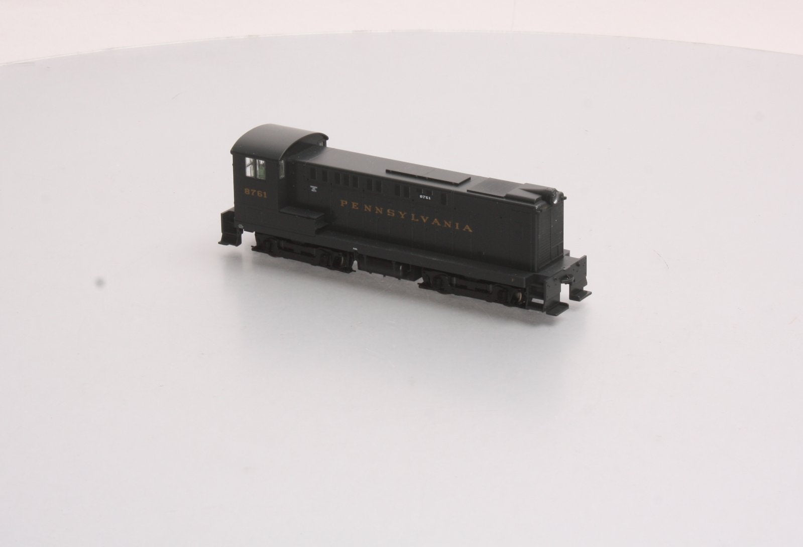 Stewart 4901 HO Pennsylvania Diesel Baldwin S-12 Phase I Powered #8761