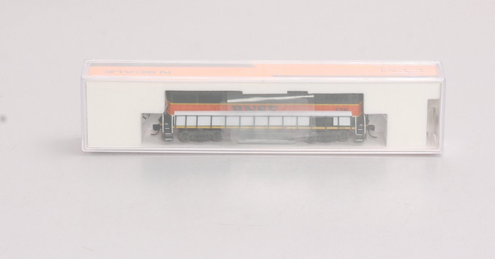 Fox Valley Models 70605 N BNSF GP60B #326