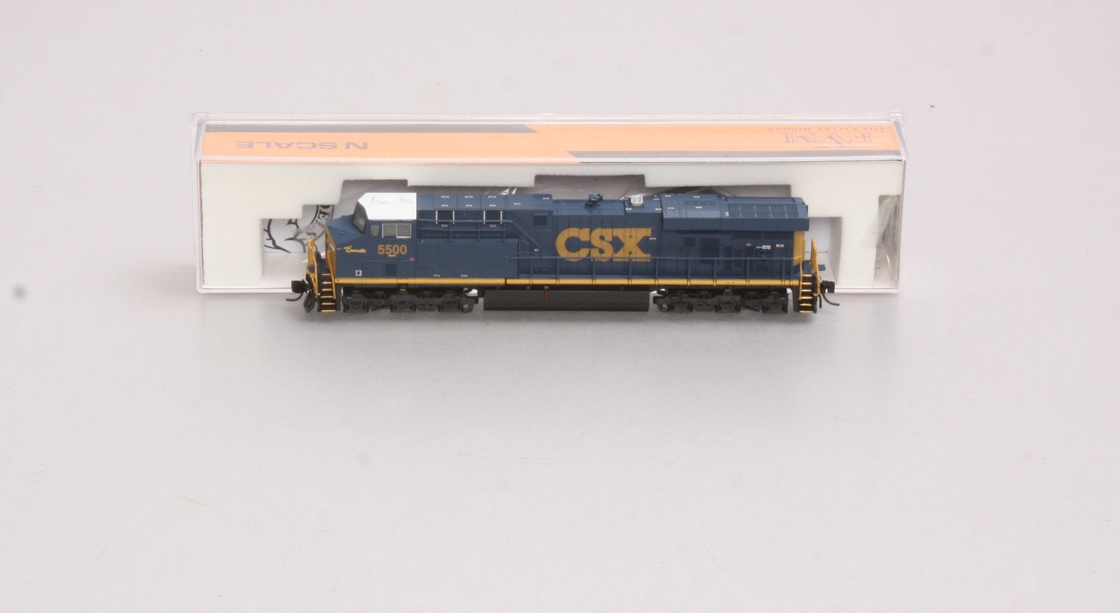 Fox Valley Models 70384 N Scale CSX ES44AC Diesel Locomotive #5500