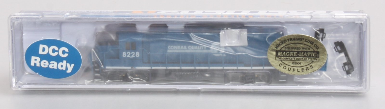 Walthers 929-50305 N Conrail EMD GP38-2 Diesel Locomotive #8228