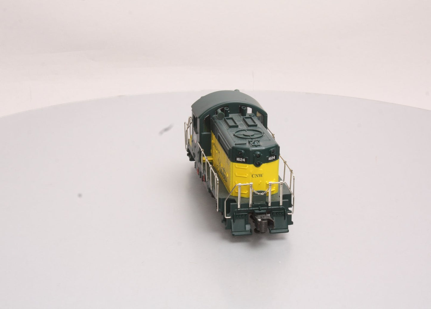 RMT 4412 O Chicago & North Western Powered BEEP Diesel Locomotive #1624