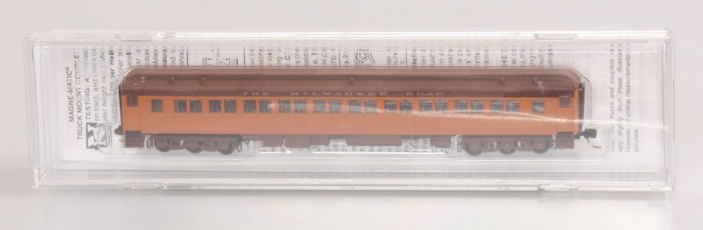 Micro-Trains 14500120 N Milwaukee 78' Heavyweight Paired Window Coach Car #4210