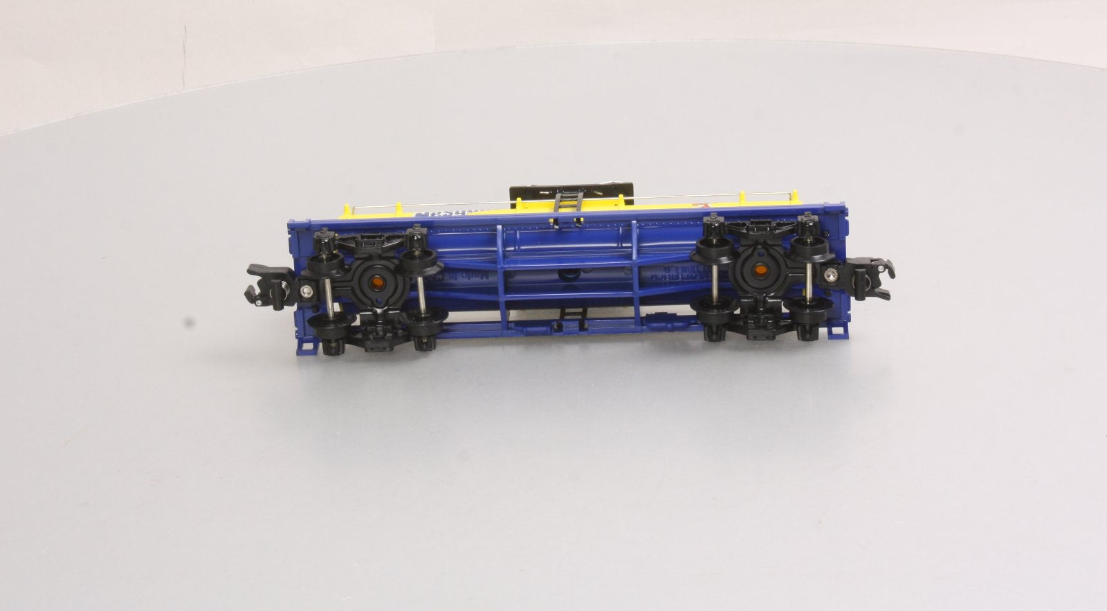 American Flyer 6-48414 S Scale Nestle Nesquik Single Dome Tank Car