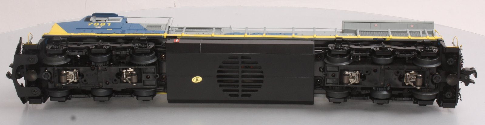 MTH 20-2943-3 CSX Dash-8 Non-Powered Diesel Engine #7881