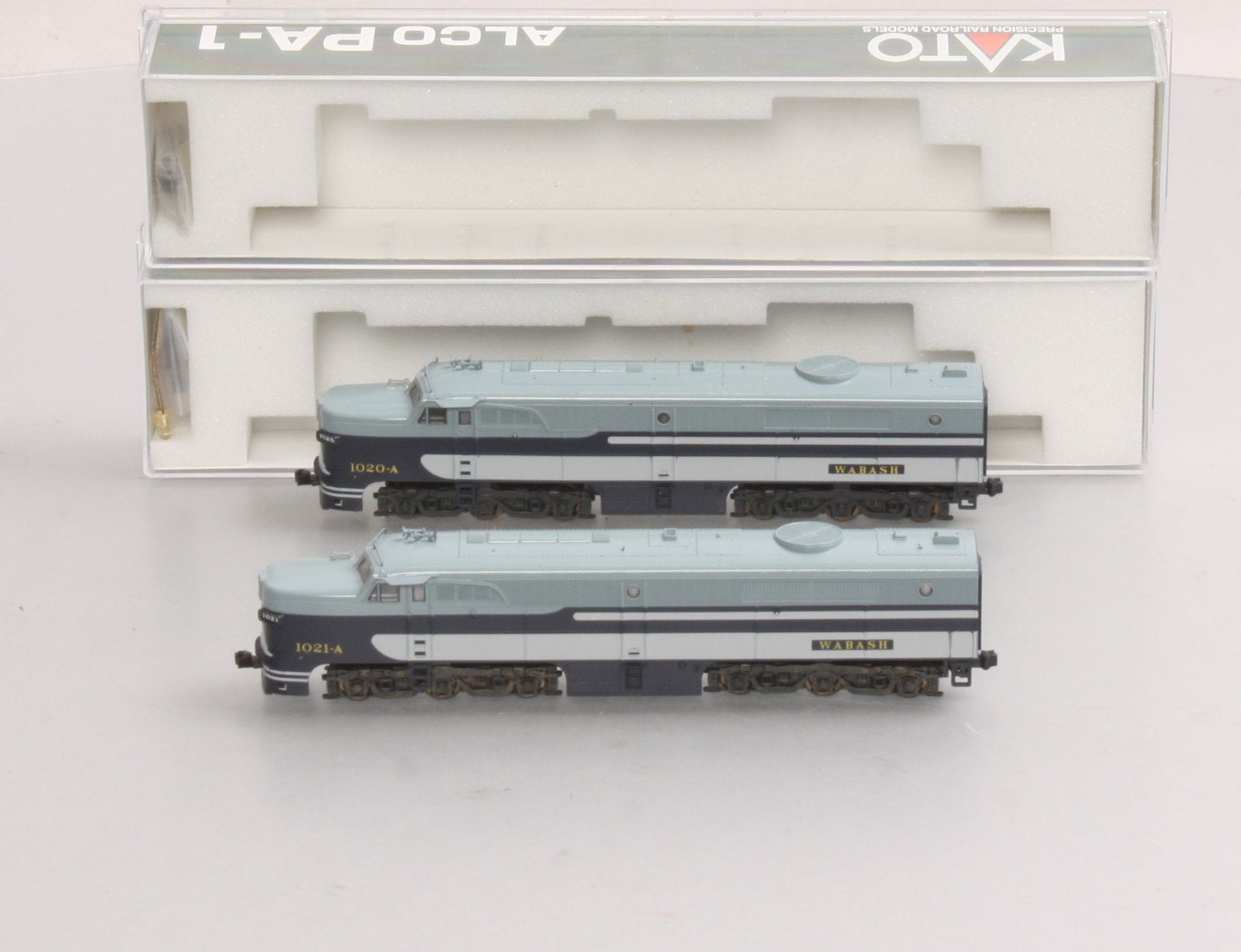 Kato 106-0901 N Wabash PA-1 AA Diesel Locomotive #1020A/1021A