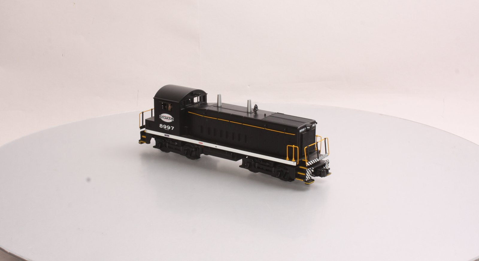 MTH 30-2885-1 New York Central SW-9 Diesel Switcher #8997 with Proto-Sound 2.0