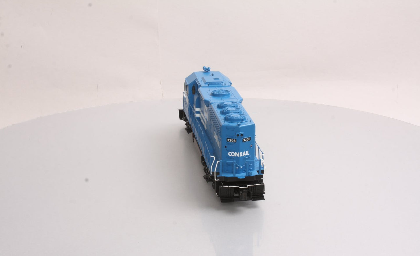 MTH 20-20077-3 Conrail GP-40 Non-Powered Diesel Engine #3206