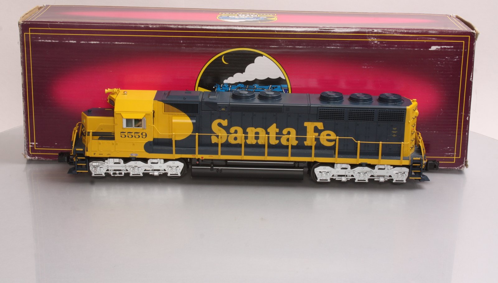 MTH 20-2914-1 Santa Fe SD45 Low Hood Diesel Engine w/PS 2.0 #5559 (Hi-Rail)