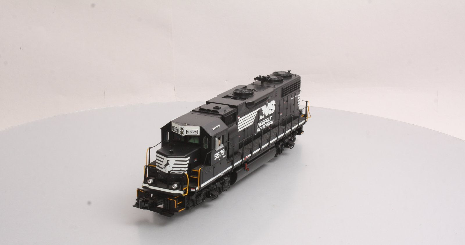MTH 20-2807-1 Norfolk Southern GP38-2 Diesel Engine with PS 2.0 #5579