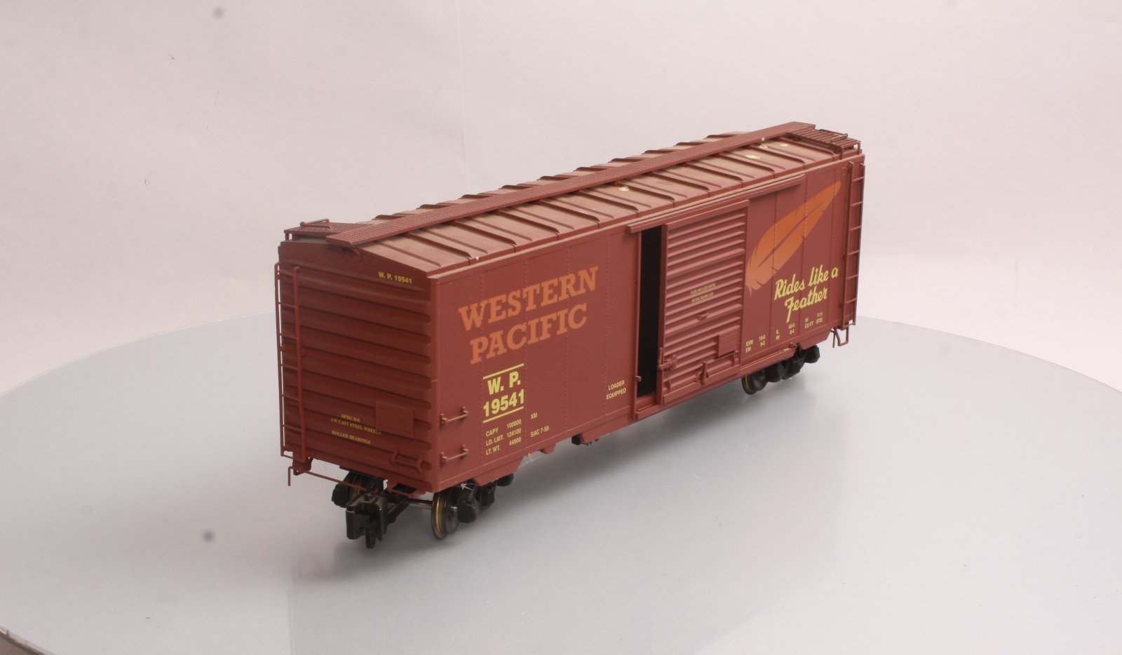 USA Trains R192193 G WP 40' PS-1 Steel Box Car with 8' Youngstown Door