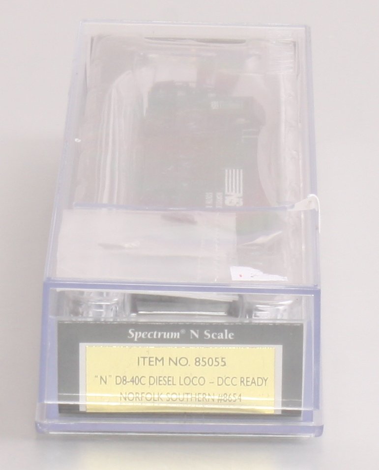Spectrum 85055 NS GE Dash 8-40C Diesel Locomotive #8654 - DCC Ready