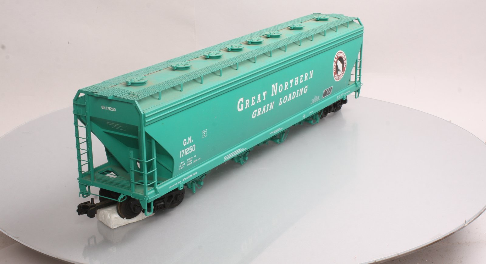 USA Trains R14108 Great Northern 4-Bay Center Flow Hopper #171252 - Metal Wheels