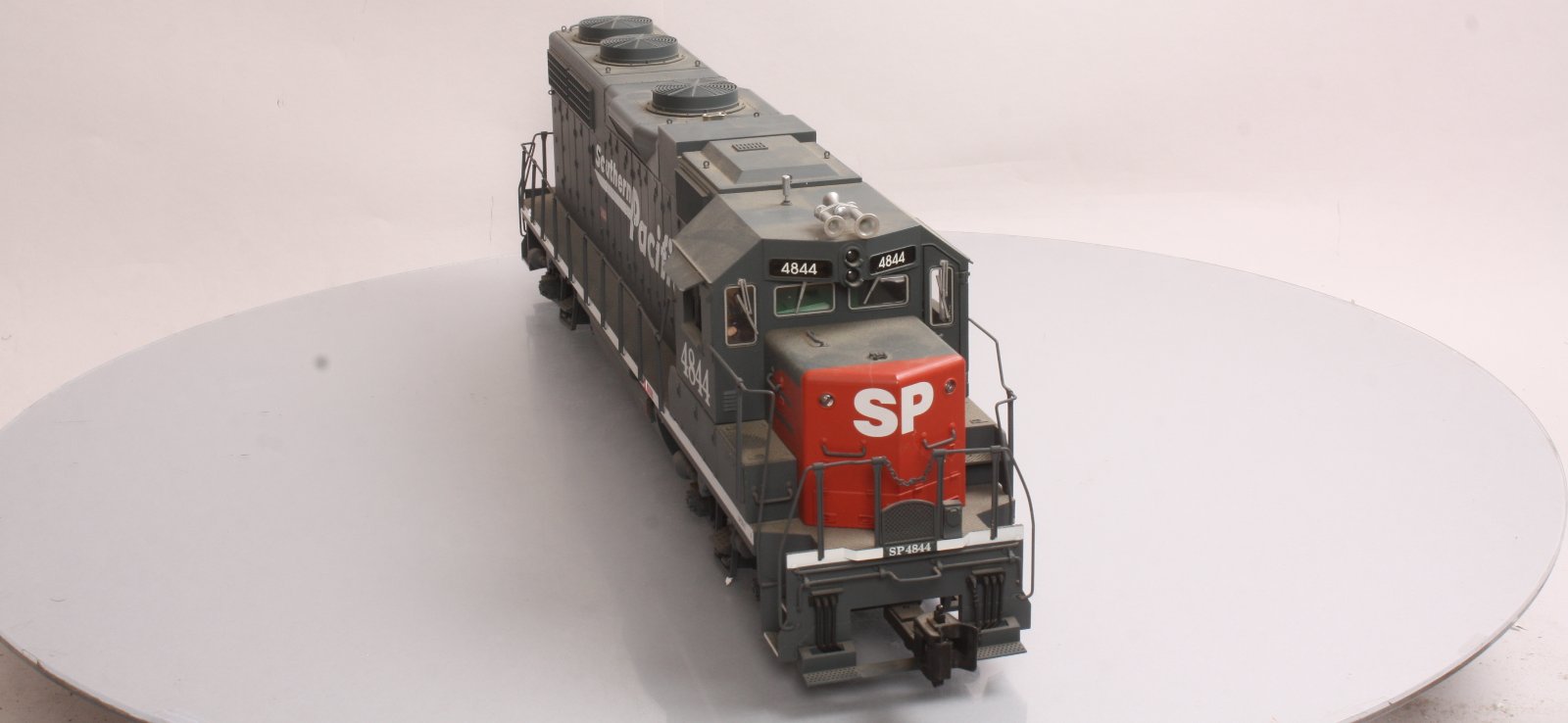 USA Trains 22209 G Southern Pacific GP38-2 Diesel Locomotive #4843