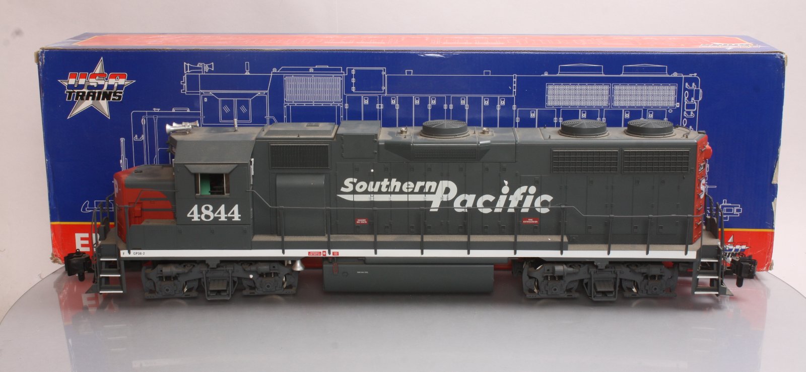 USA Trains 22209 G Southern Pacific GP38-2 Diesel Locomotive #4843