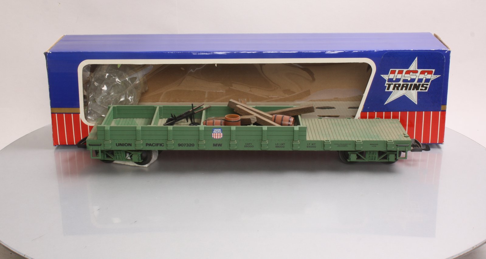 USA Trains 1824 G Union Pacific Work Flat Car with Load