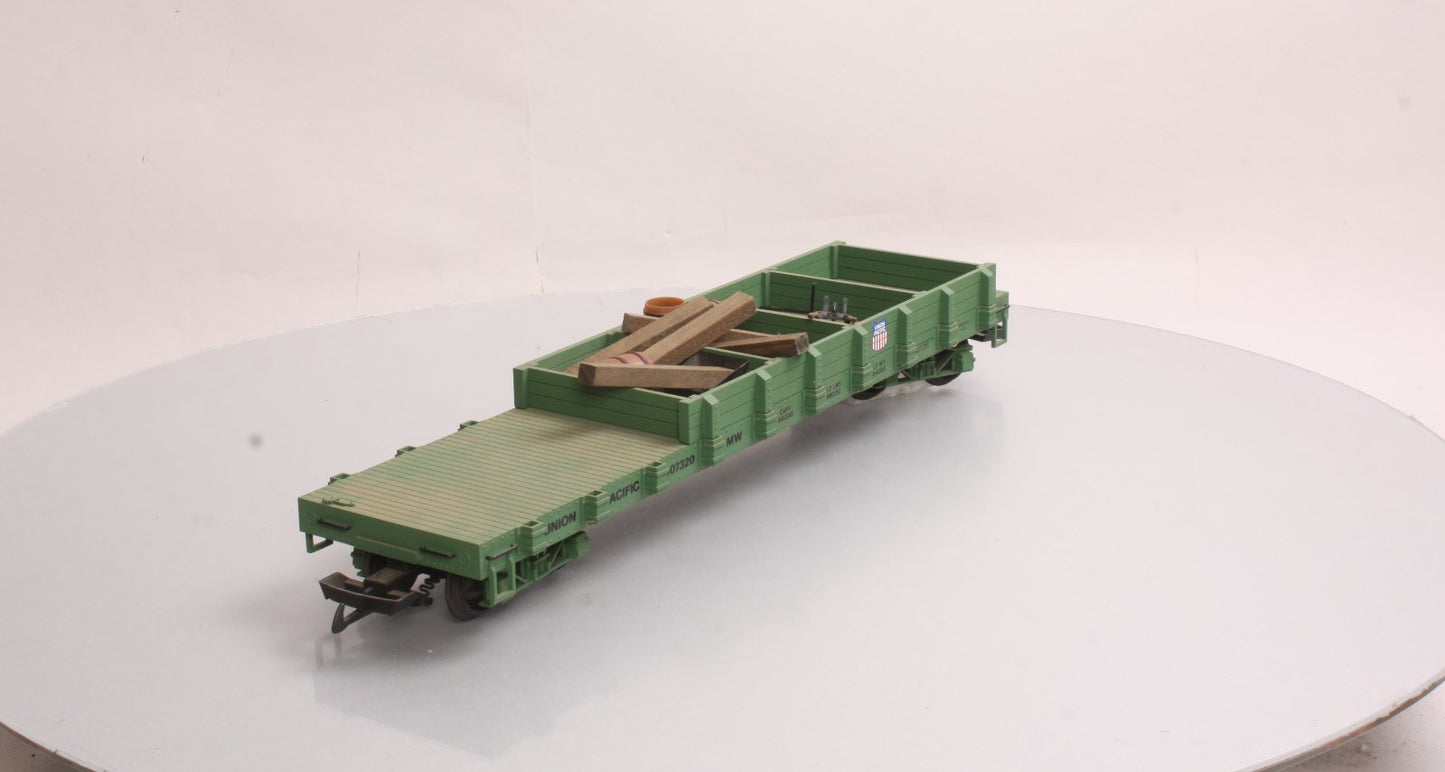 USA Trains 1824 G Union Pacific Work Flat Car with Load