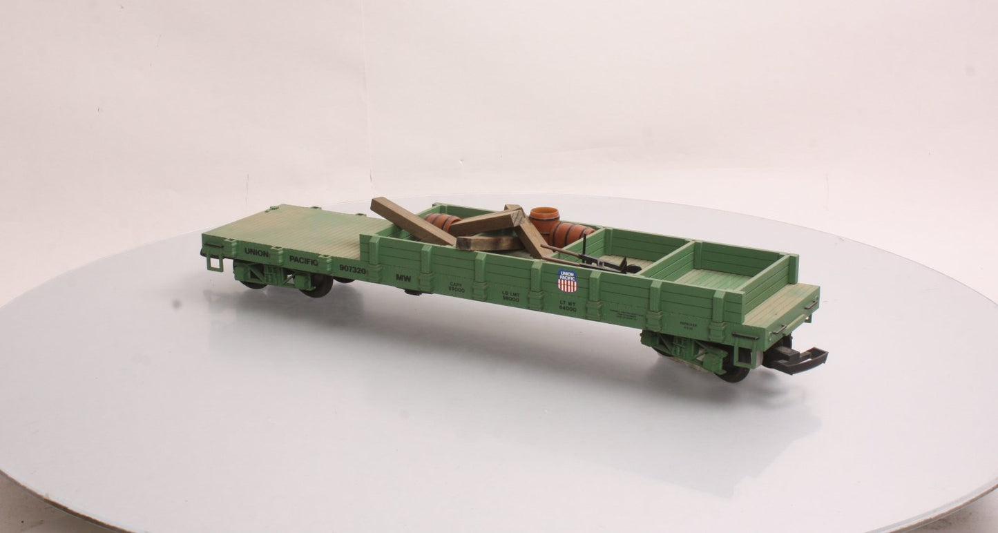 USA Trains 1824 G Union Pacific Work Flat Car with Load