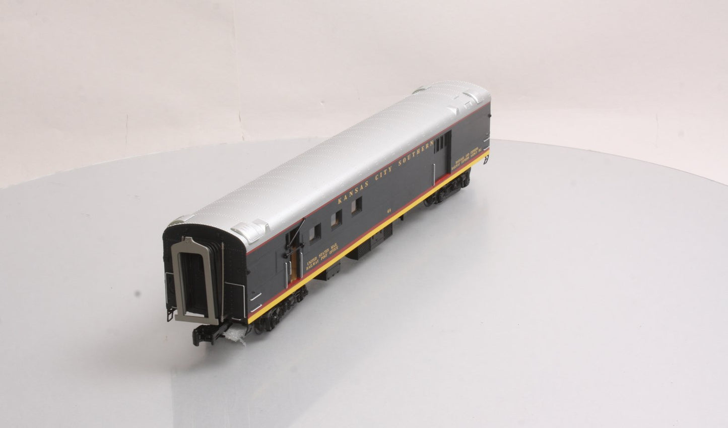 MTH 20-68222 Kansas City Southern 70' RPO Passenger Car