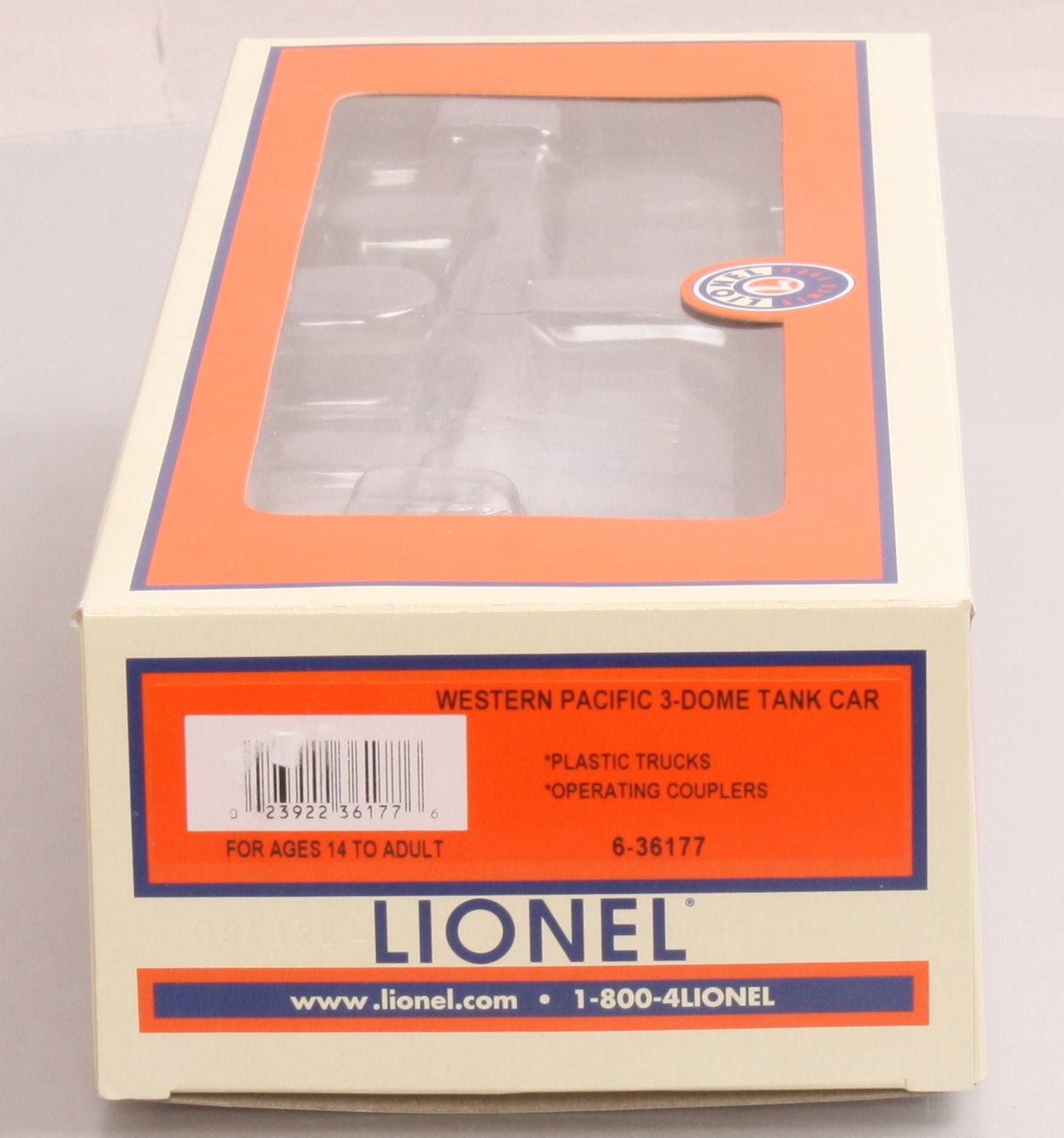 Lionel 6-36177 O Gauge Western Pacific 3-Dome Tank Car
