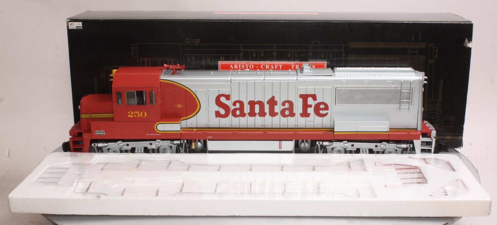Aristo-Craft  ART-22110 G ATSF GE U-25B Diesel Locomotive #250