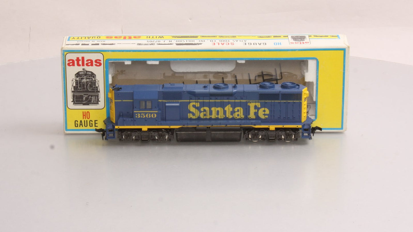 Atlas 7021 HO Scale Santa Fe GP38 Diesel Locomotive #3560