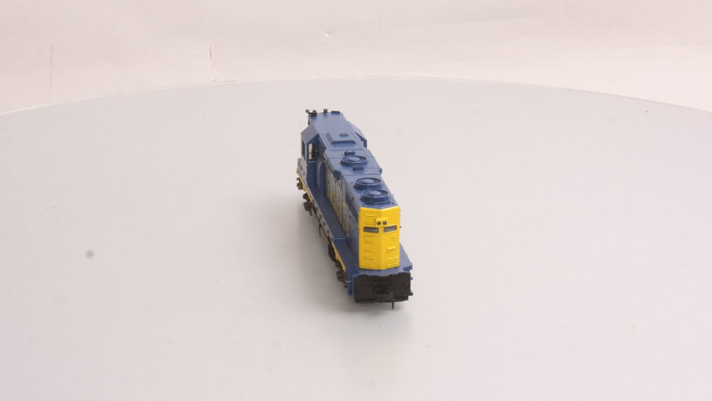 Atlas 7021 HO Scale Santa Fe GP38 Diesel Locomotive #3560