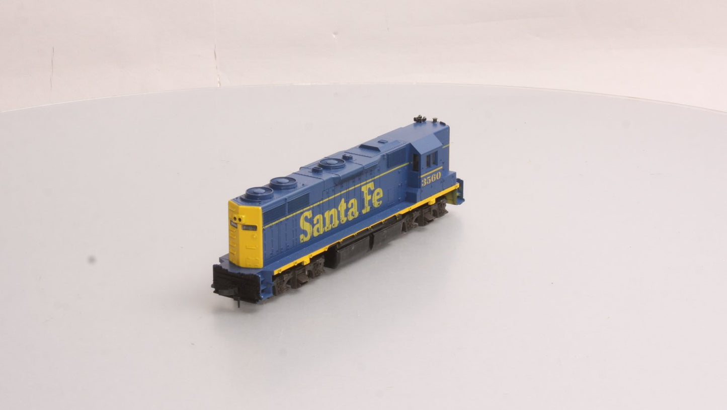 Atlas 7021 HO Scale Santa Fe GP38 Diesel Locomotive #3560