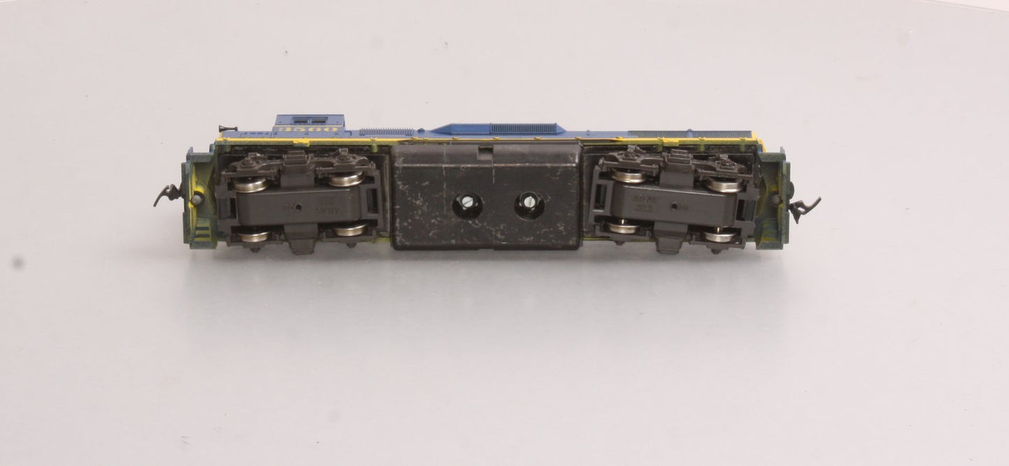 Atlas 7021 HO Scale Santa Fe GP38 Diesel Locomotive #3560