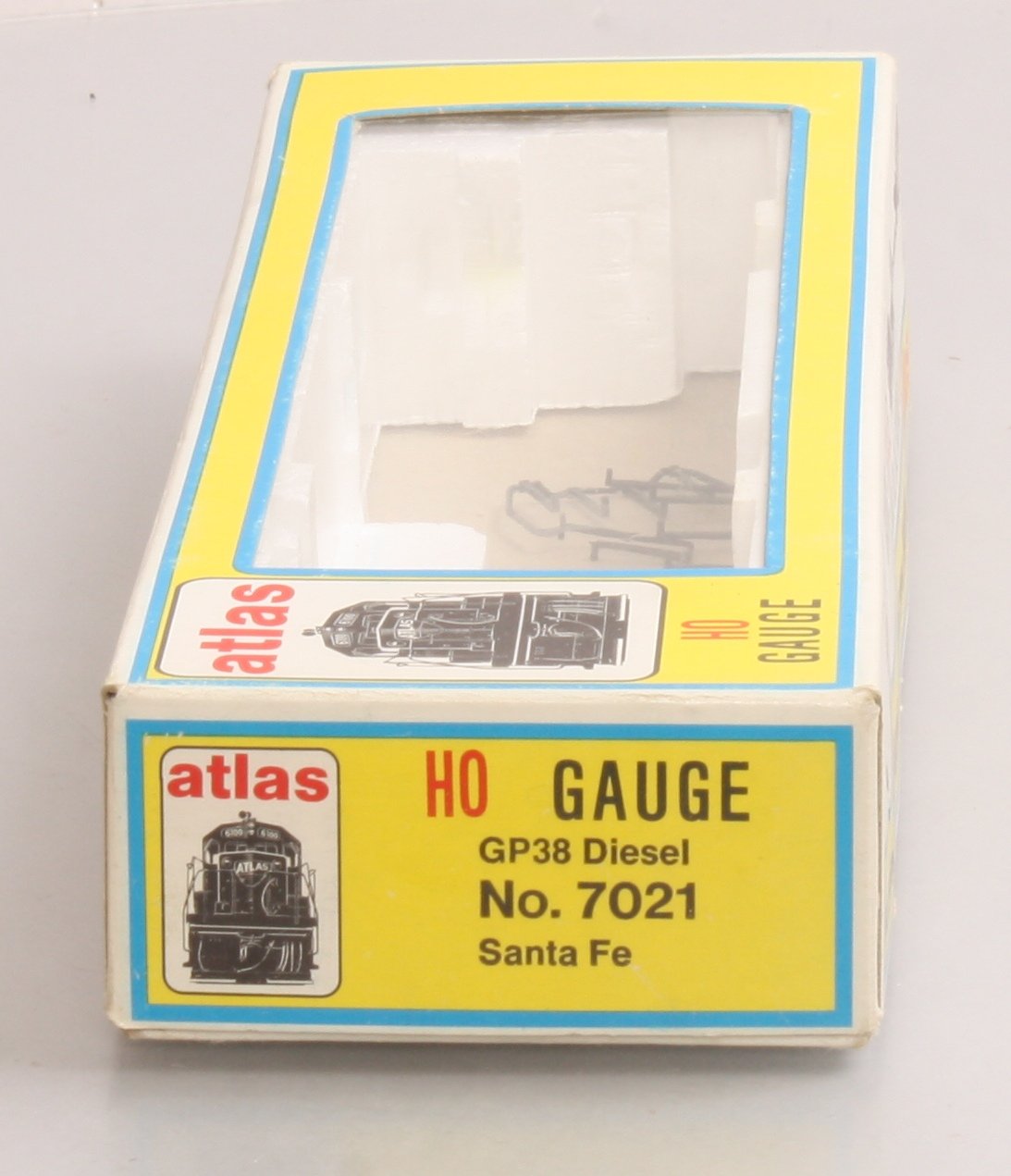 Atlas 7021 HO Scale Santa Fe GP38 Diesel Locomotive #3560