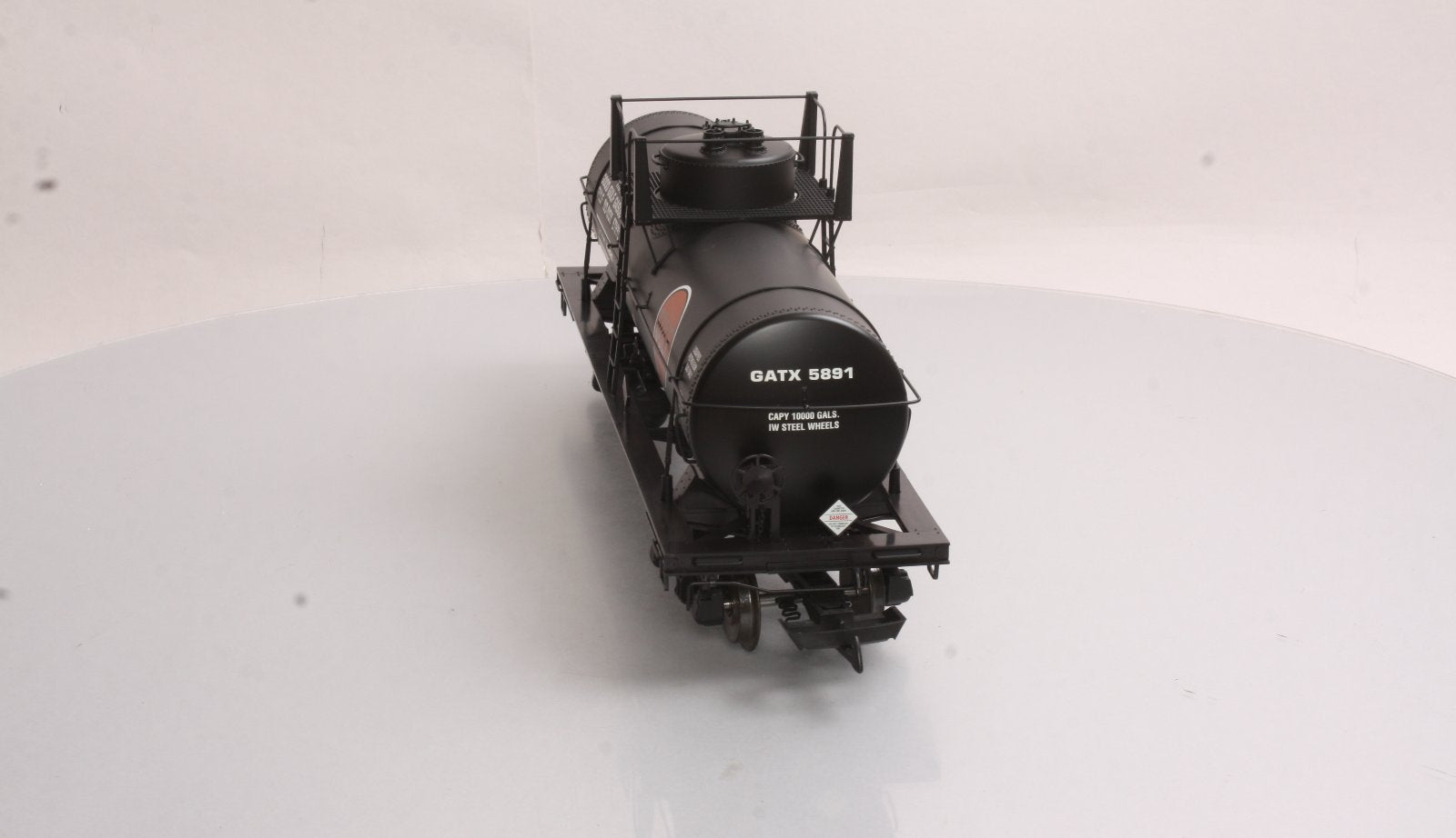 USA Trains 15119 G Gulf 10,000-Gallon Tank Car #5891