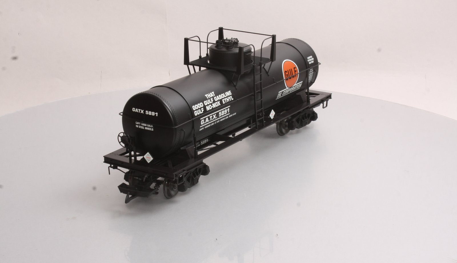 USA Trains 15119 G Gulf 10,000-Gallon Tank Car #5891