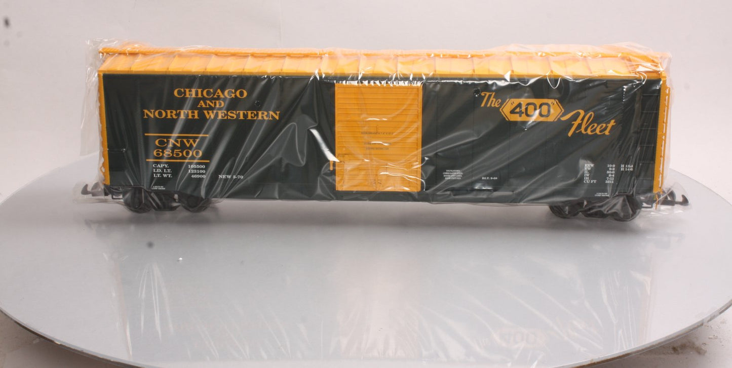 USA Trains 19312A G Chicago & North Western 50' Boxcar #68500 - Metal Wheels