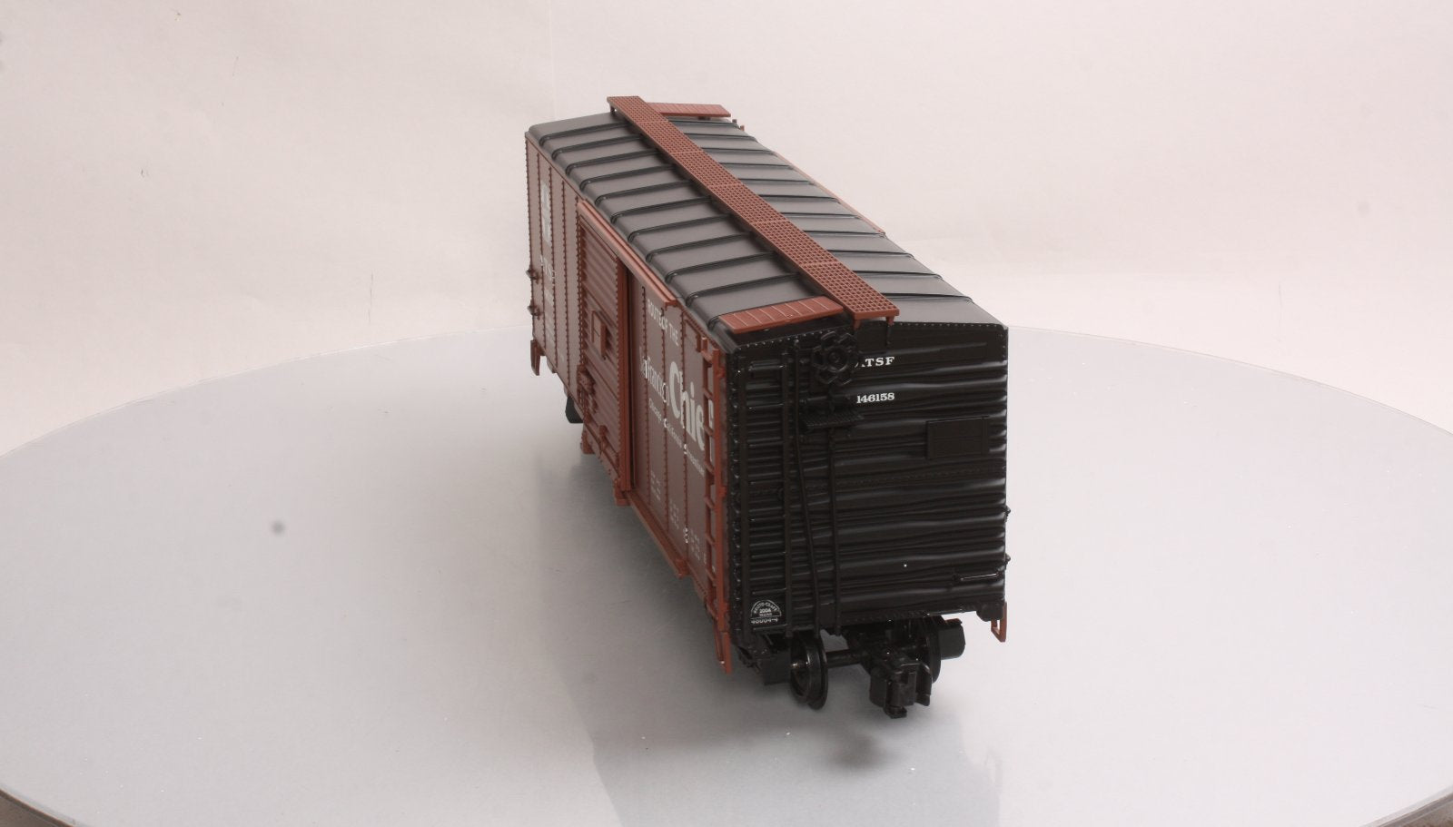 Aristo-Craft 460644 G ATSF San Francisco Chief 40' Steel Boxcar