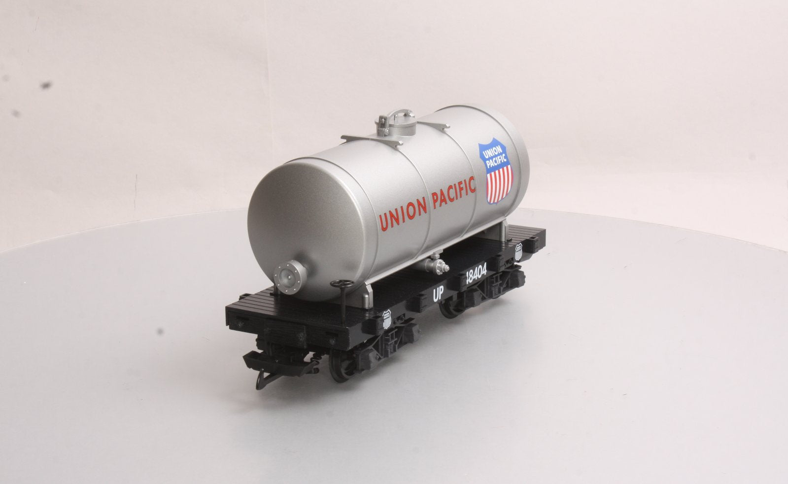 LGB 48404 G Scale Union Pacific Tank Car – Trainz