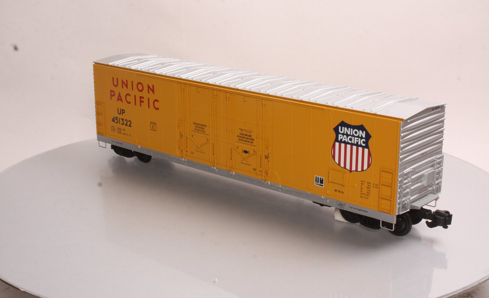 Aristo-Craft 50006 G Scale Union Pacific 53' Evans Boxcar (Metal Wheels)