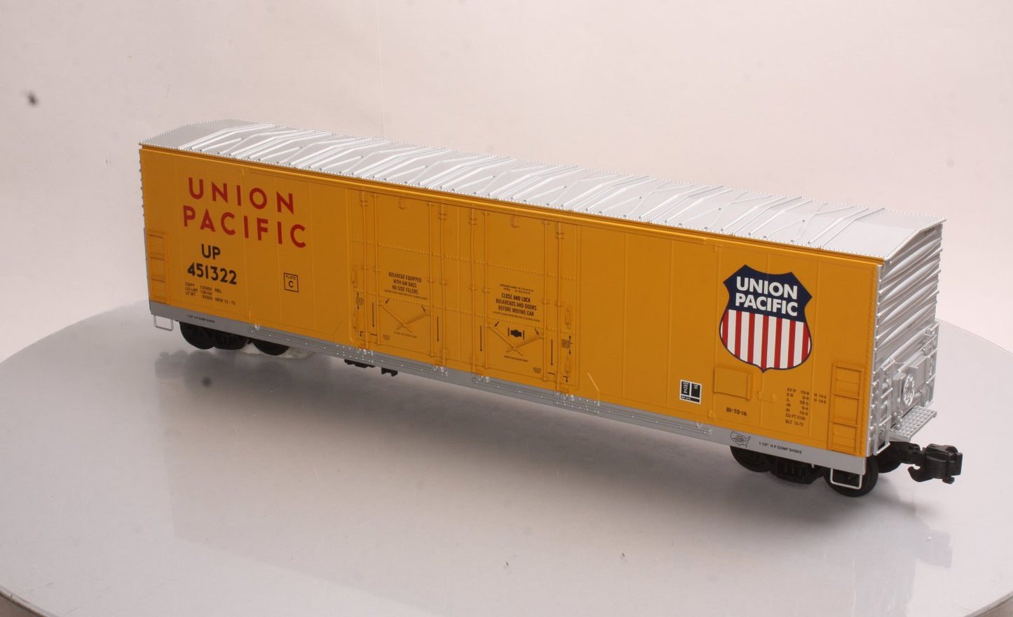 Aristo-Craft 50006 G Scale Union Pacific 53' Evans Boxcar (Metal Wheels)